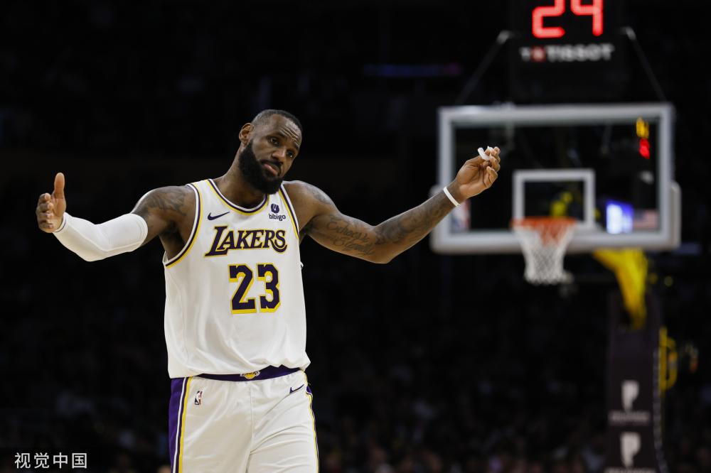 老将托底稳 老将托底稳